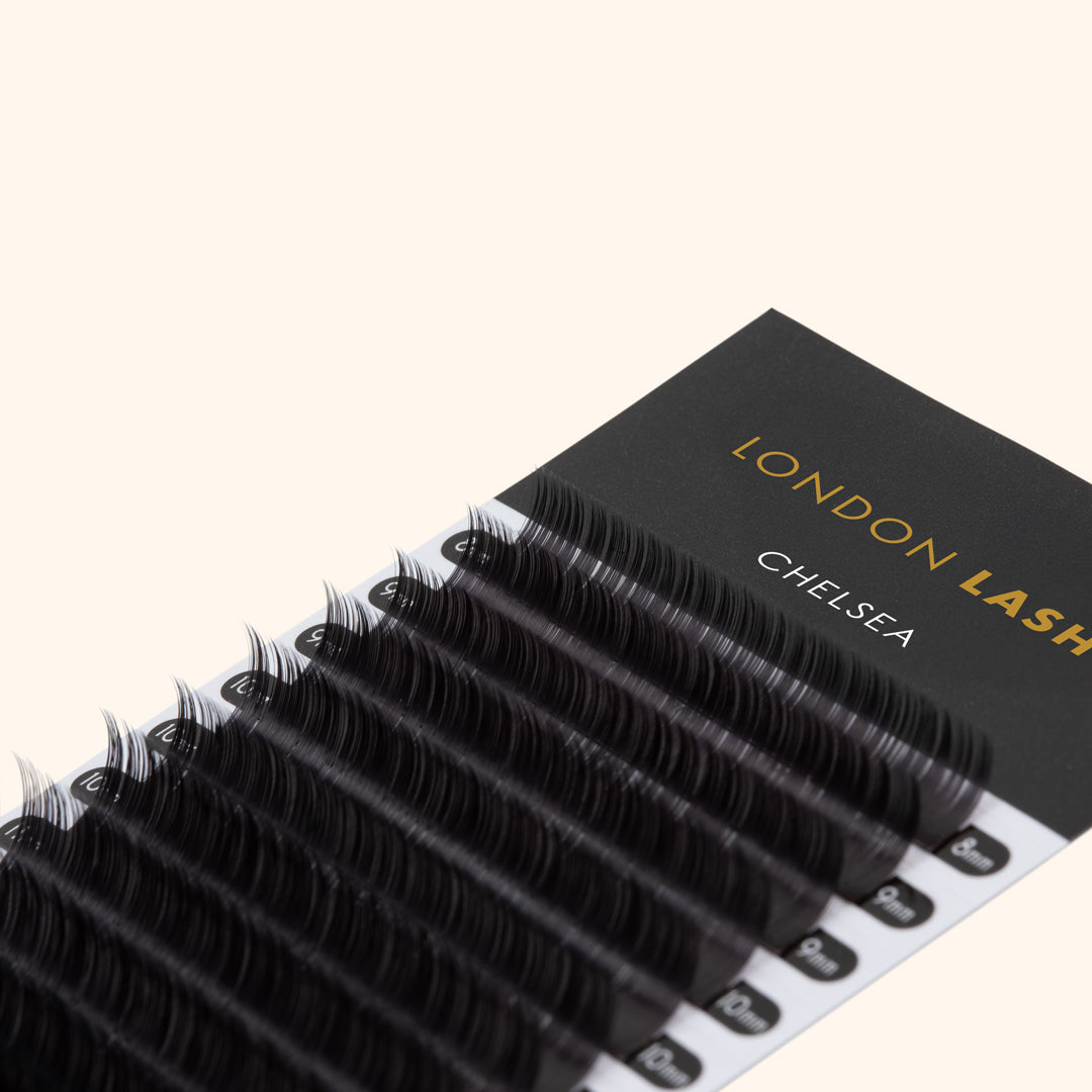 Mega Volume Chelsea Lashes 0.04