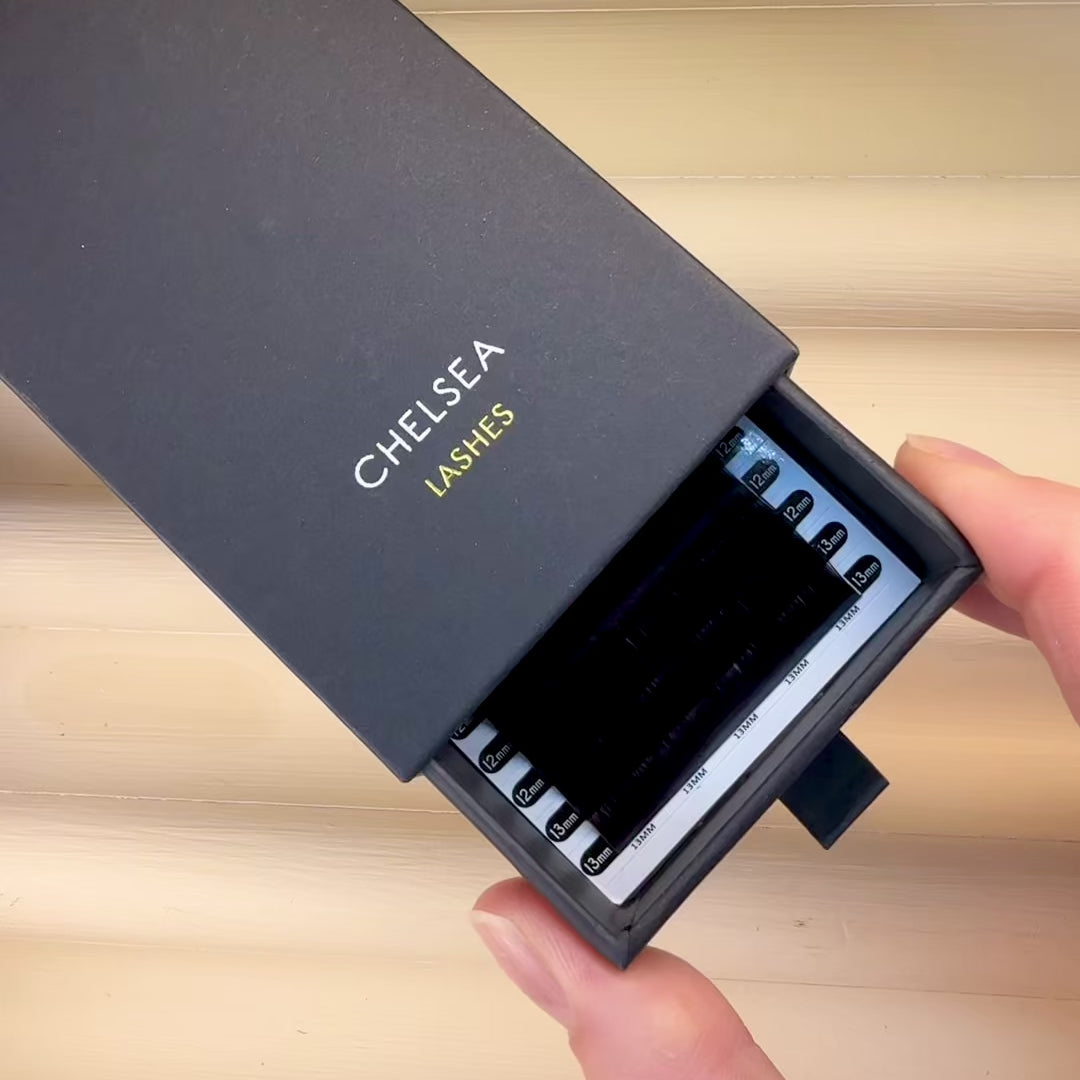 Classic Chelsea Lashes 0.18