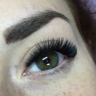 Russian volume lashes